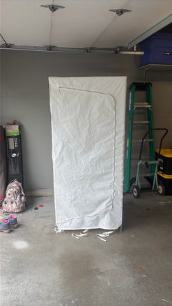 Armoire