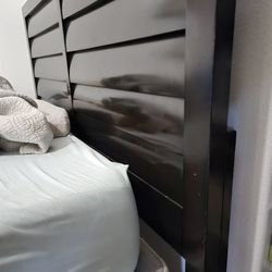 Bed And Bed Frame Solid Wood