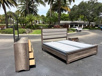 Modern Gray Wood King Size Bedroom Set with Dresser, Mirror, Nightstand and Box Spring by Malaysia Furnit