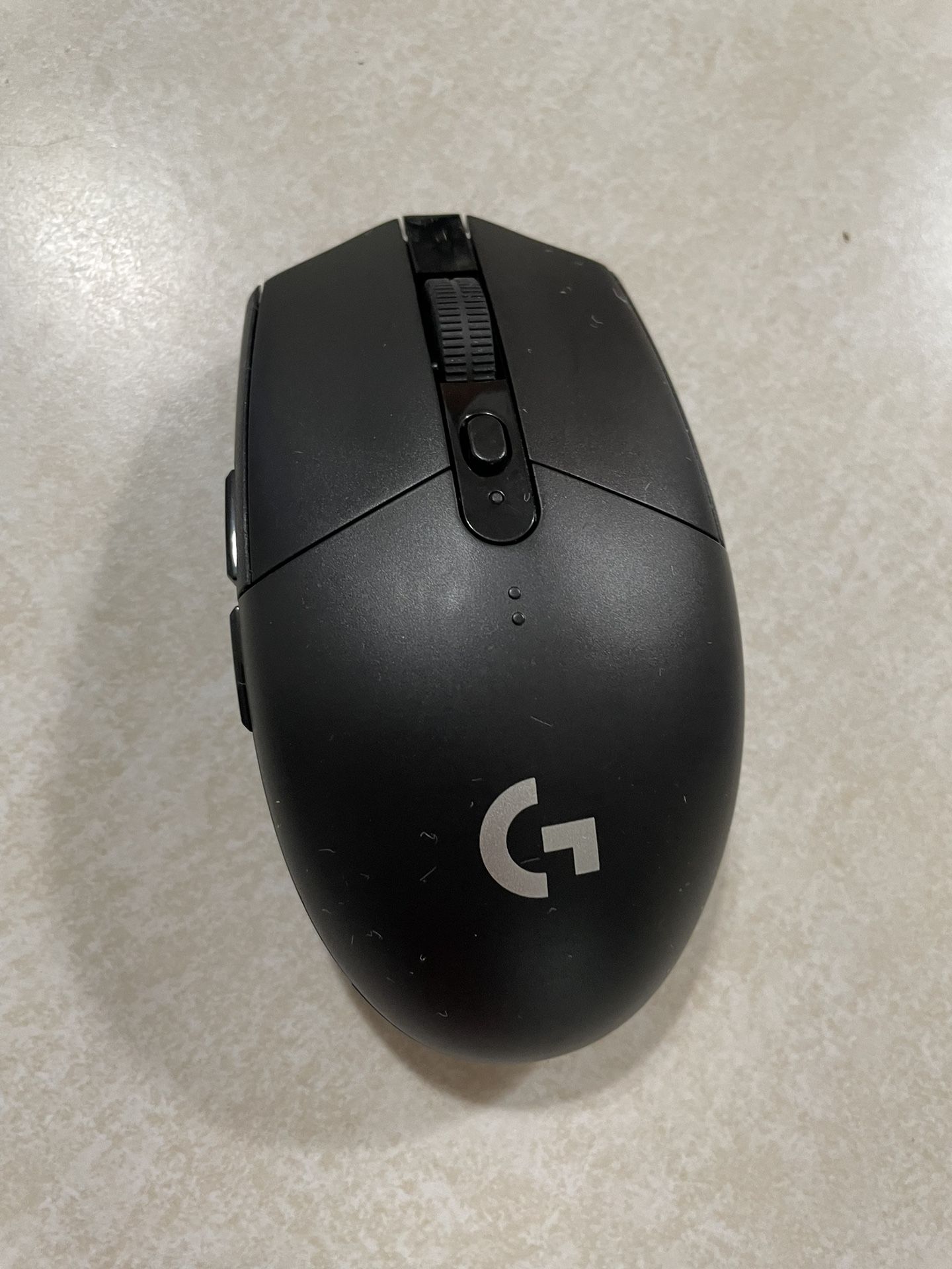 Logitech G305 Lightspeed Wireless Gaming Mouse