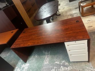 OFFICE/HOME DESK COMPUTER DESK
