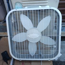 Lasko 20-inch box fan