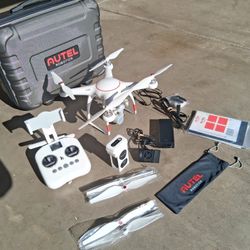AUTEL Robotics DRONE New With Extras Will Need Battery 250 Cash