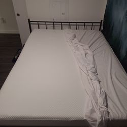 14in queen memory foam mattress