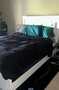 Queen Bed