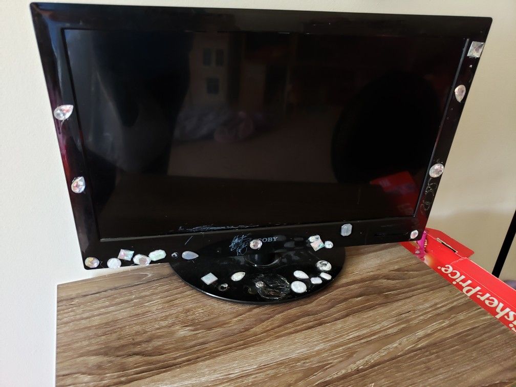 23" no remote has jewels from kids