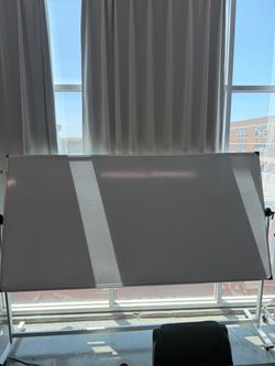 7FT ROLLABLE WHITE BOARD