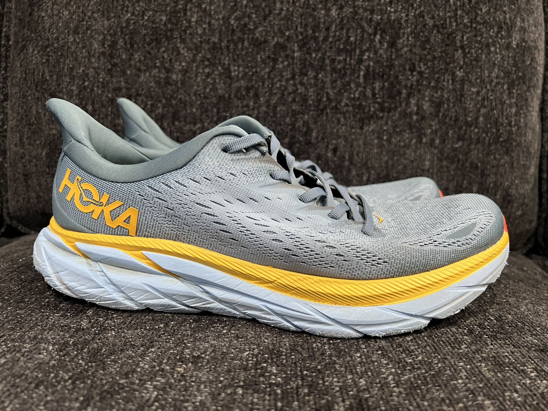 Hoka Clifton 8 for Sale in Los Angeles, CA - OfferUp
