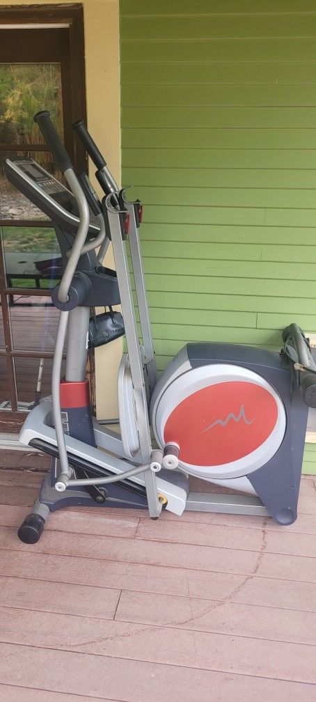 Freemotion Xte Elliptical Manual Freemotion Xte Rear Drive