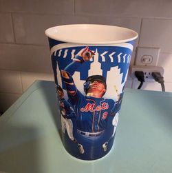 NY Mets souvenir cup