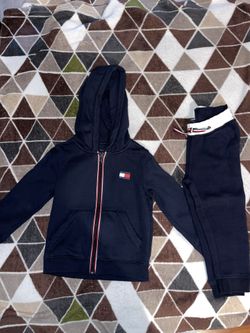 Tommy Hilfiger Boys 2 Piece Outfit & Shoes 