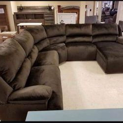Deep Seating Brown Modern Large Power Reclining Sectional🔥New Brand👍 Financing Options👌