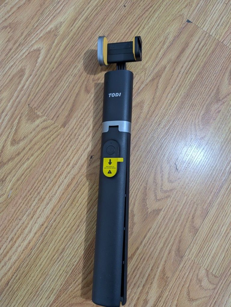 📸 TODI 63" Selfie Stick Tripod – $10