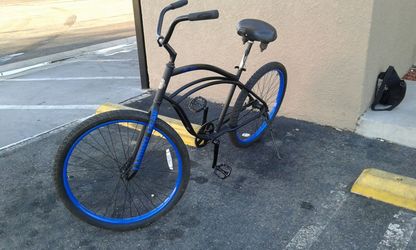 SE Rip Style single speed beach cruiser excellent condition Smooth ride great deal for Sale in Santa Ana CA OfferUp