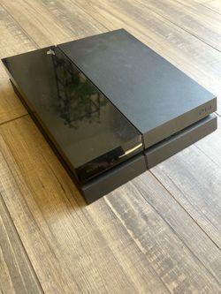 PlayStation 4 Console