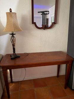 Table/mirror