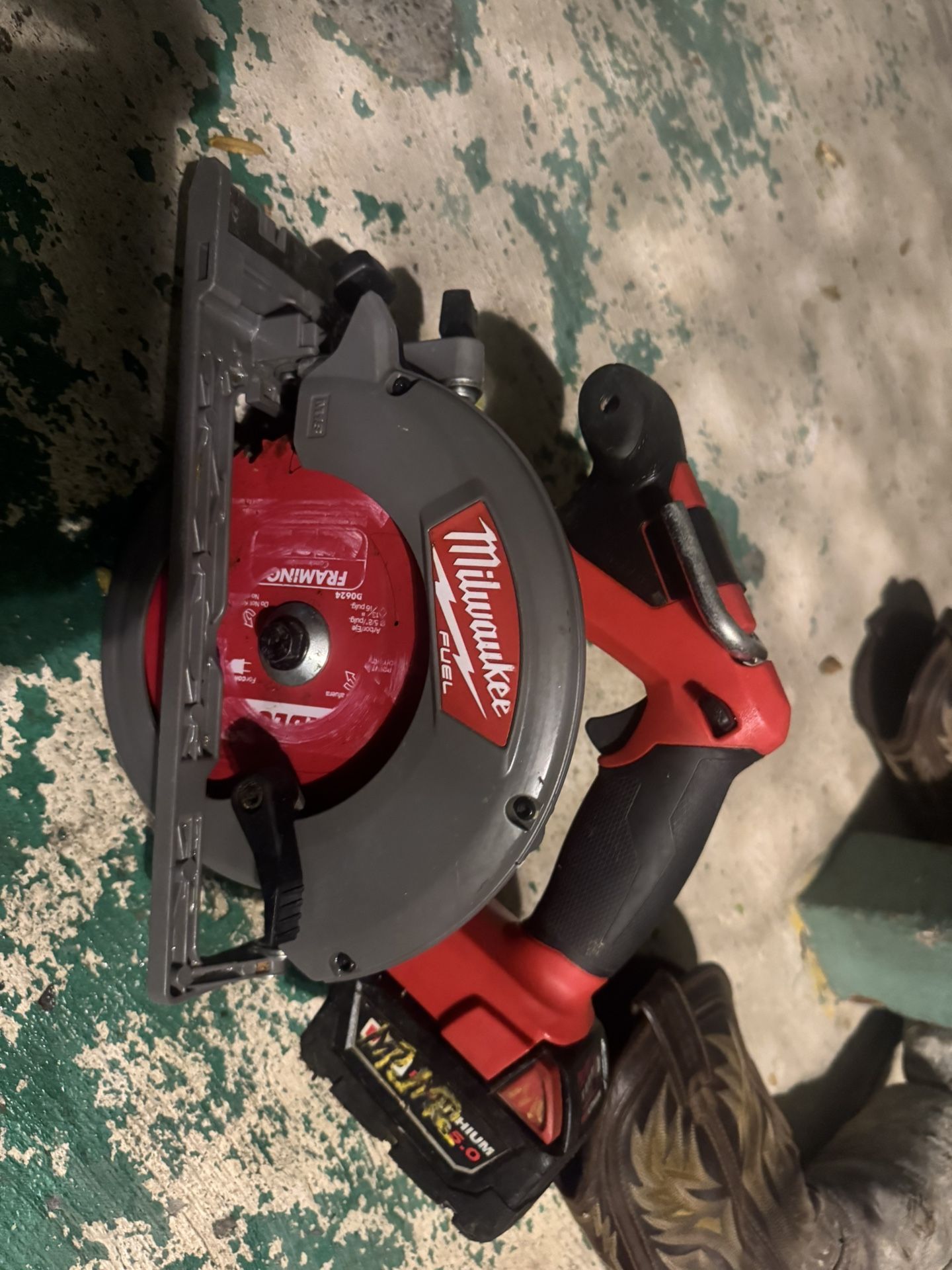 Milwaukee Fuel Skil Saw 6- 1/2 Inches