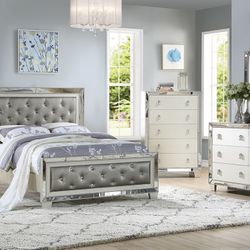 New 5 PCs Queen Bedroom Set 