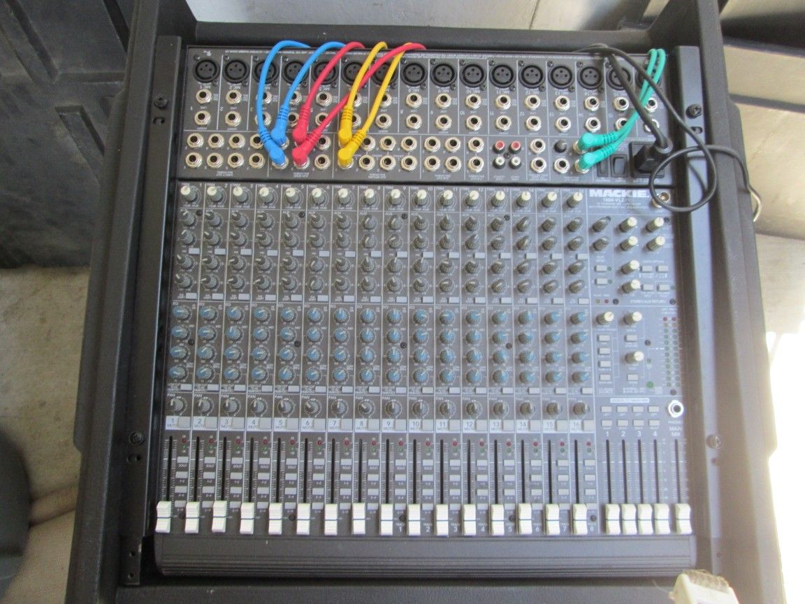 Mackie 1604 VLZ PRO Audio mixer mixing board