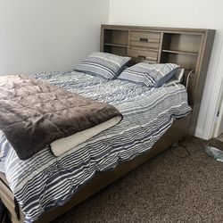 Queen Andes bookcase bed with storage