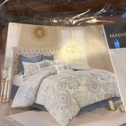 king Comforter With Sheets