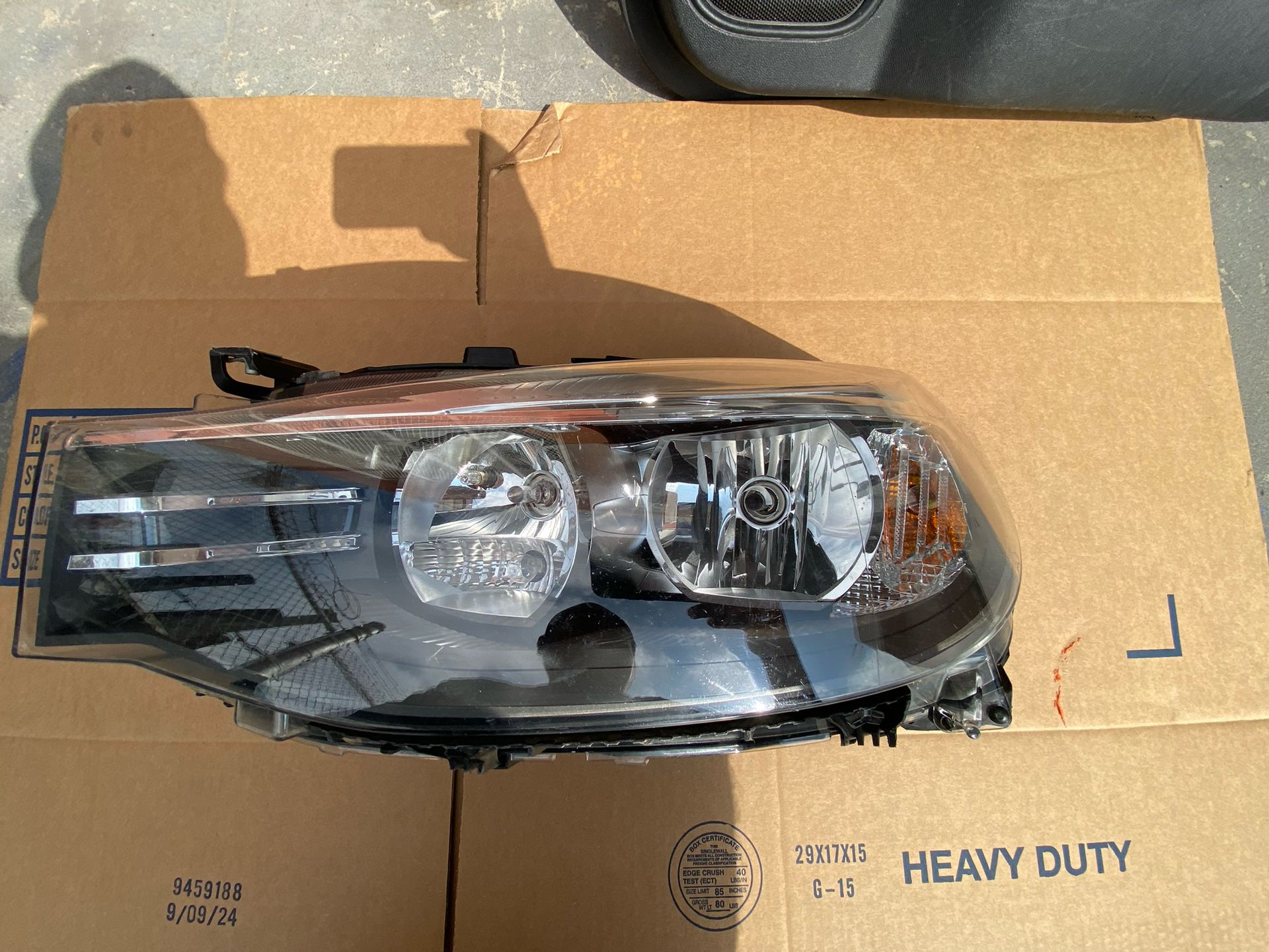 2014-2016 BMW - F34 3-Series GT halogen headlight LH Left