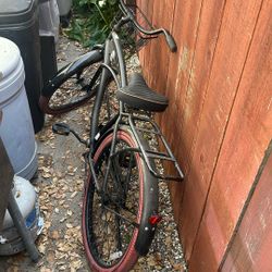 Black And Red Cruiser Bike 