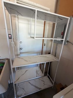 Wall unit 70x39