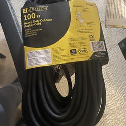 100 FT HEAVY DUTY OUTDOOR RUBBER EXTENSION CORD