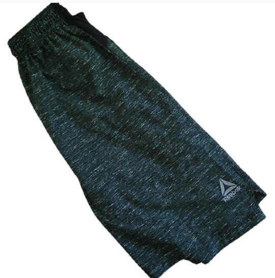 Reebox Men's Excercise Shorts-S