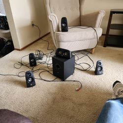 Logitech 5 Speaker System 