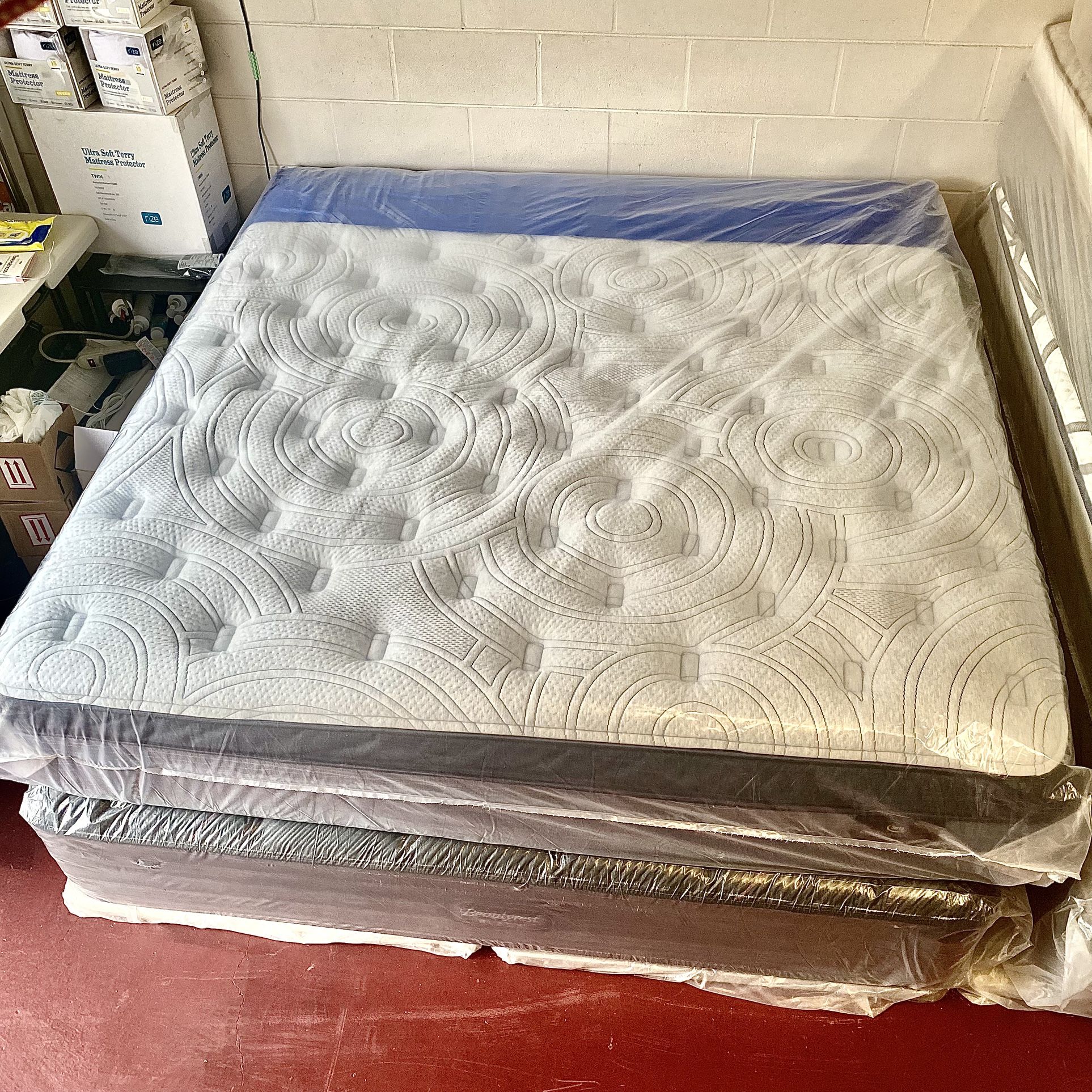 King Size Mattress Serta Perfect Sleeper Pillow Top 14” Inches Thick Wrapped in Plastic Direct From Factory Same Day Delivery 🚚