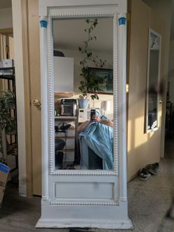 White Wood Floor Mirror with Beaded Frame