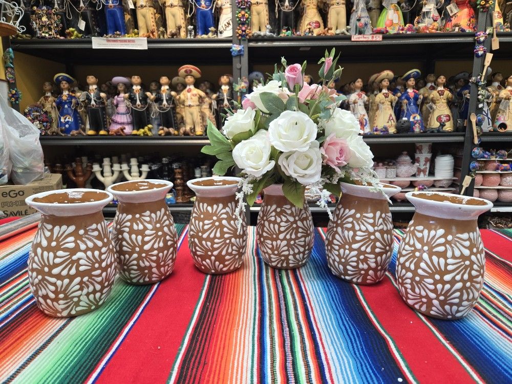 π₯ Talavera Small Flower Vases 6Γ$100 ππ₯