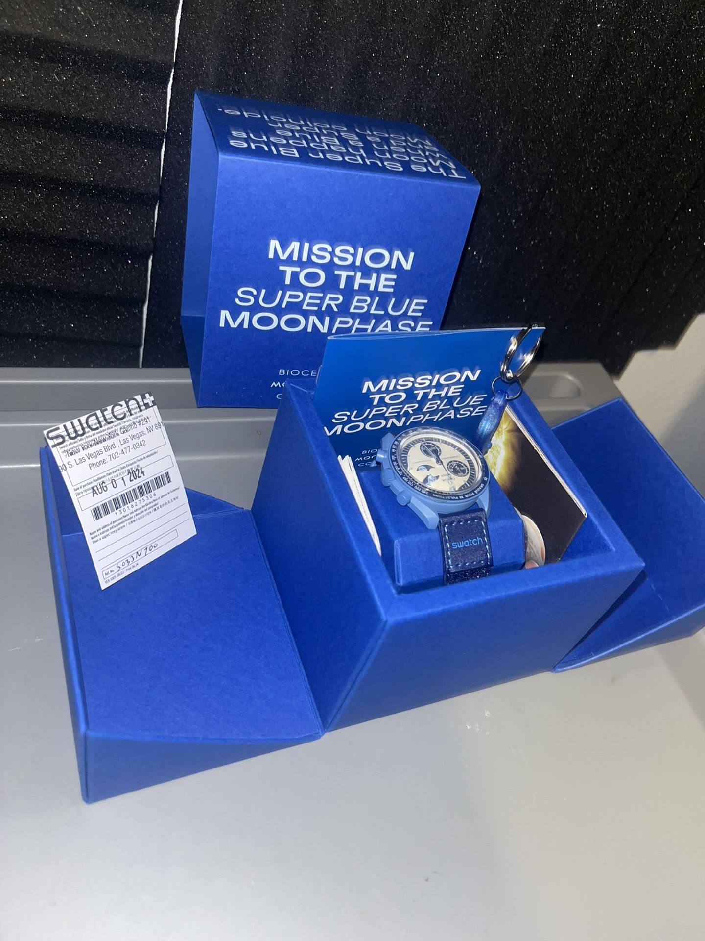 Omega Super blue swatch