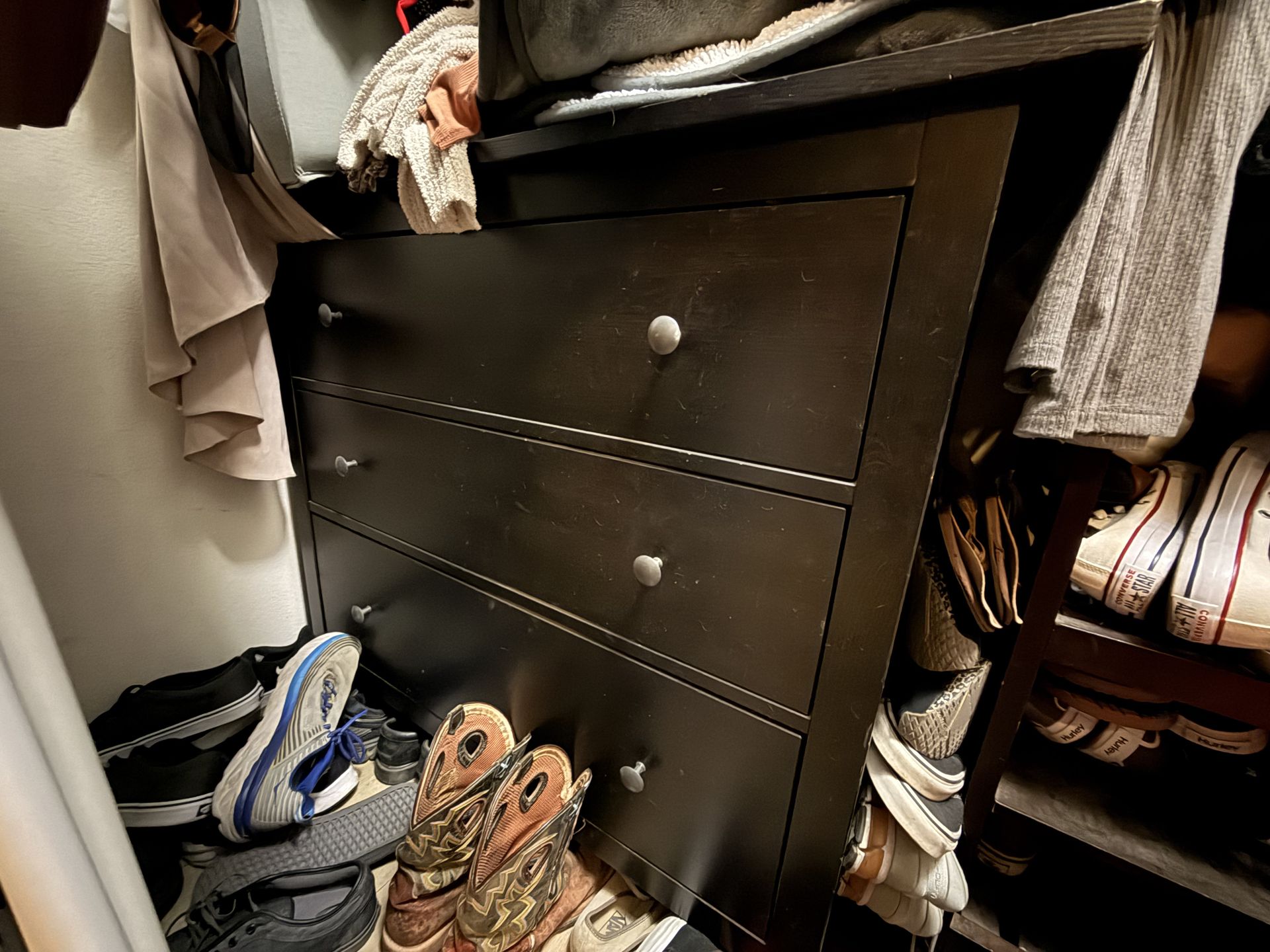 Black Three Drawer Dresser