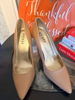 Stilettos heels Guess