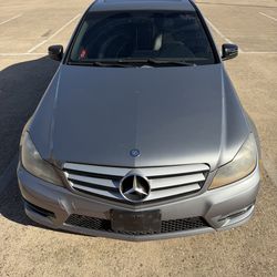 2013 Mercedes Benz C300