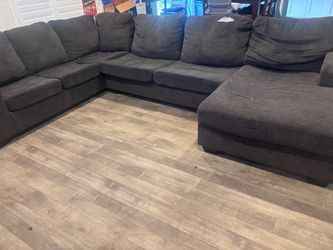 Free sectional