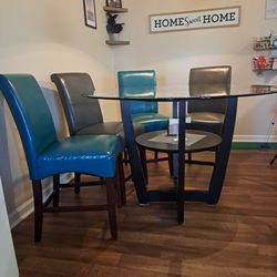 Kitchen Table With Leather Chairs