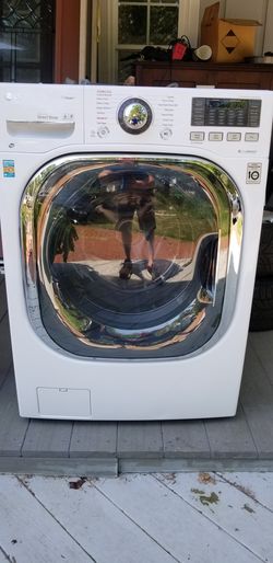 BRAND NEW LG WASHER/DRYER COMBO!