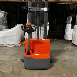 Powered Forklift Full Electric Walkie Stacker 2640lbs Cap. Straddle Legs. 