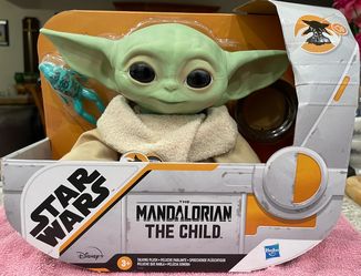 Hasbro Star Wars The Mandalorian The Child Talking Plush Baby Yoda