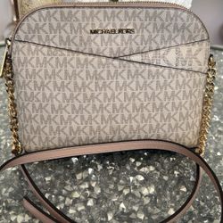 Micheal Kros Crossbody Bag