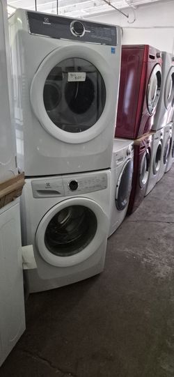 Electrolux Washer And Gas Dryer 