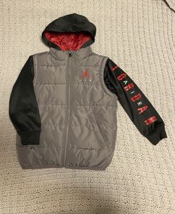 Boys Jordan Jacket Size 6-7