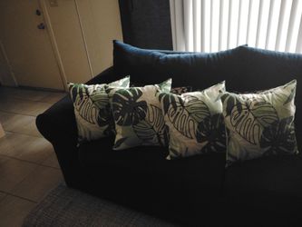 Patio pillows