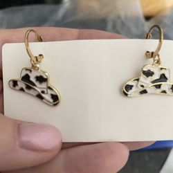 Cowgirl Hat Earrings 