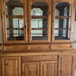 2 Piece Hutch & Dining Room Table- Upholstered Seats 6