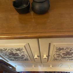 Two Small Halloween Witches Cauldrons for Fall Decoration